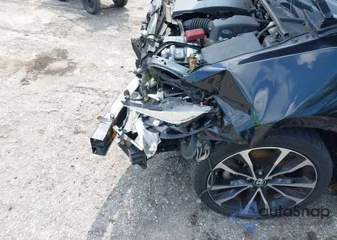 2018 Toyota Corolla Xse из США, поврежденный, VIN 5YFBURHE8JP796909